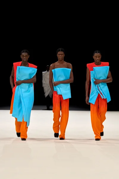 Look 38